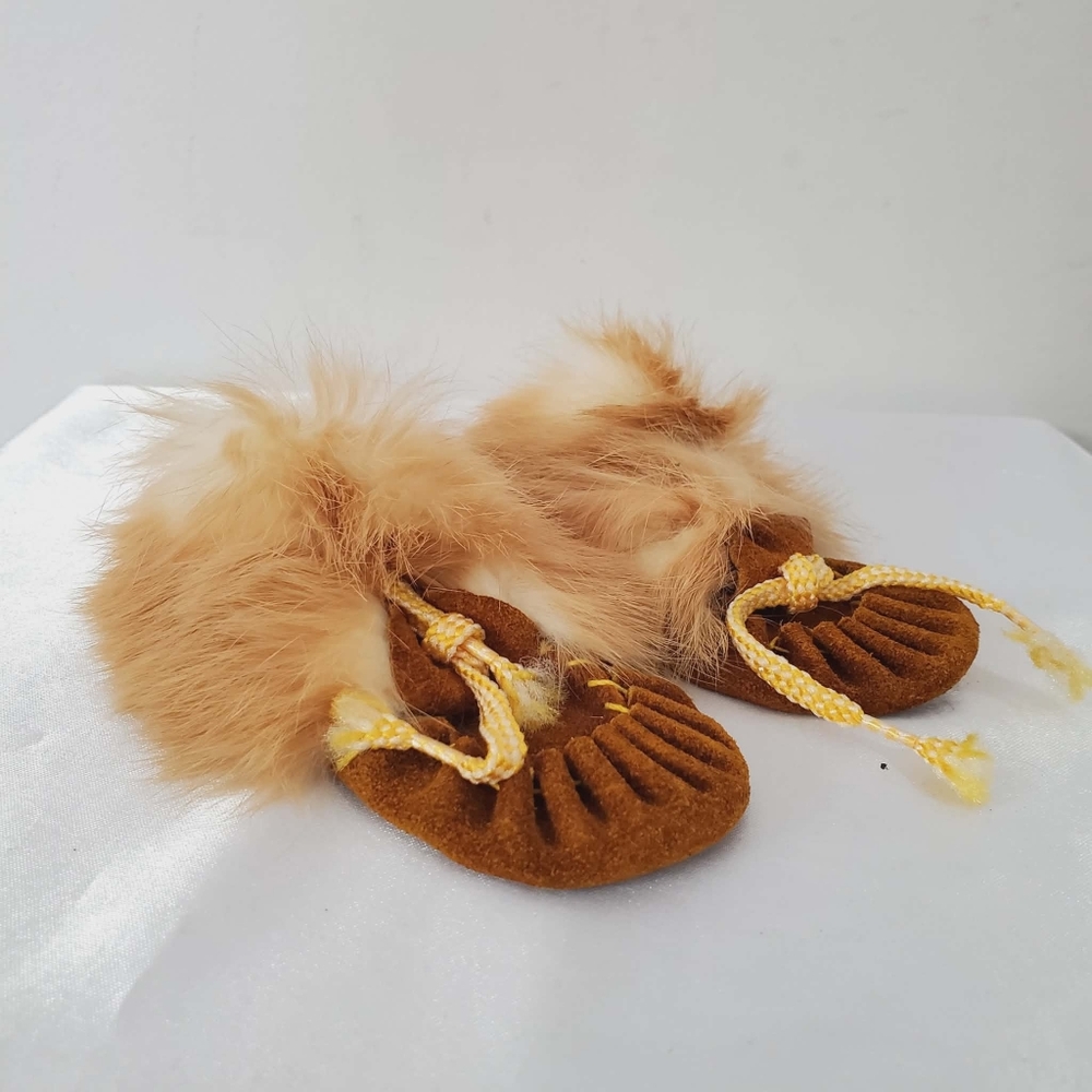 Vintage 70s Native American Mocassins Tassels Baby Size 4